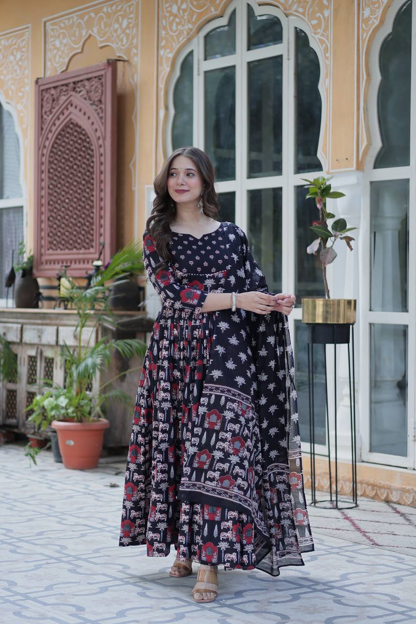 Pure Cotton Navy Blue Suit Set with Fancy Round Neck – Elegant Everyday Wear