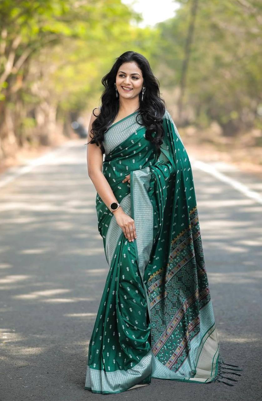 Green Color Floral Woven Saree with Contrast Border