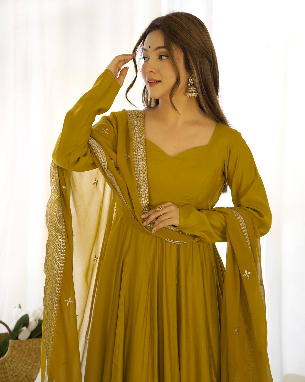 Elegant 16 Kali Romansilk Chanderi Mustrad Yellow Anarkali Set with Embroidery Dupatta