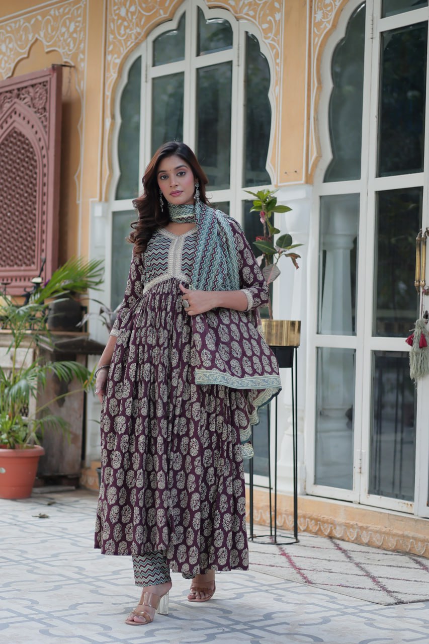 Pure Cotton Dark PInk Kurta Set with Fancy V Neck and Adjustable Waist Bottom