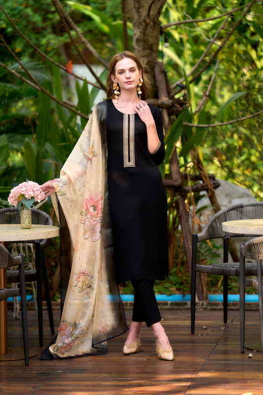 Black Embroidered Viscose-Rayon Kurta Set with Printed Organza Dupatta