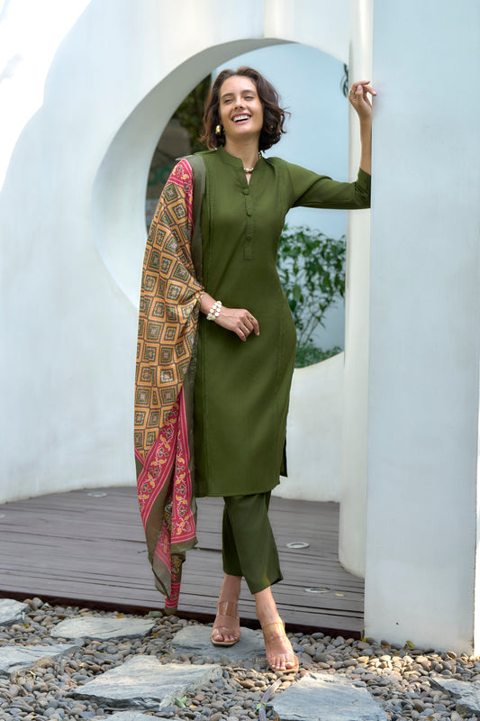 Green Vatican Kurta Set with Embroidered Neckline & Chinnon Dupatta