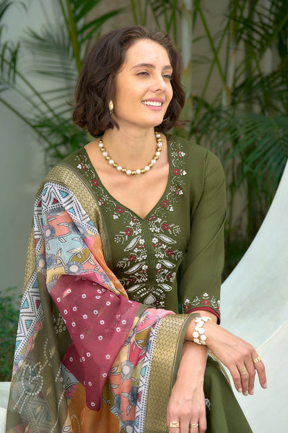 Green Vatican Kurta Set with Embroidered Neckline & Chanderi Butti Dupatta