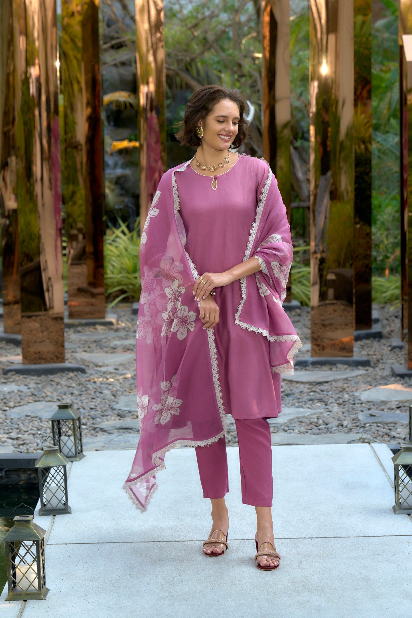 Pink Vatican Kurta Set with Embroidered Neckline and Organza Dupatta