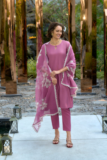 Pink Vatican Kurta Set with Embroidered Neckline and Organza Dupatta
