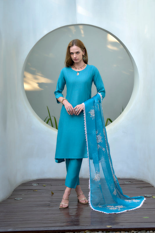 Sky Blue Vatican Kurta Set with Embroidered Neckline and Organza Dupatta