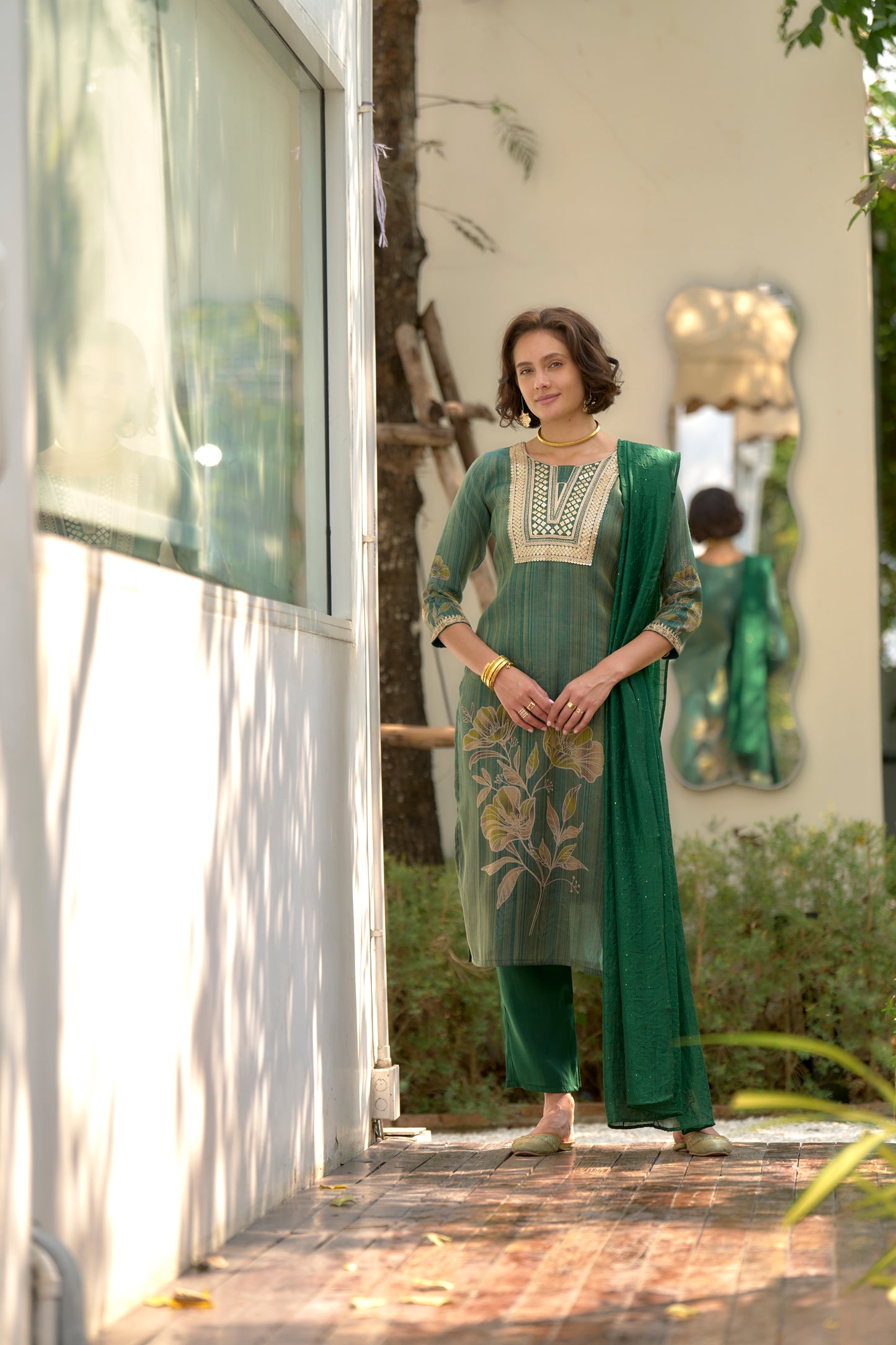 Green Tissue Floral Embroidered Kurta Set with Viscose Dupatta & Pant