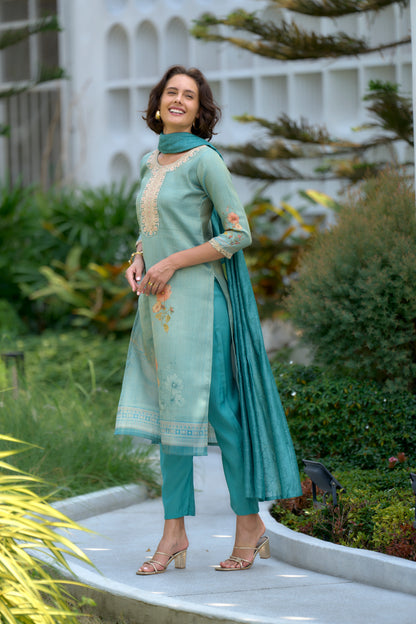 Sea Green Tissue Floral Embroidered Kurta Set with Viscose Dupatta & Pant