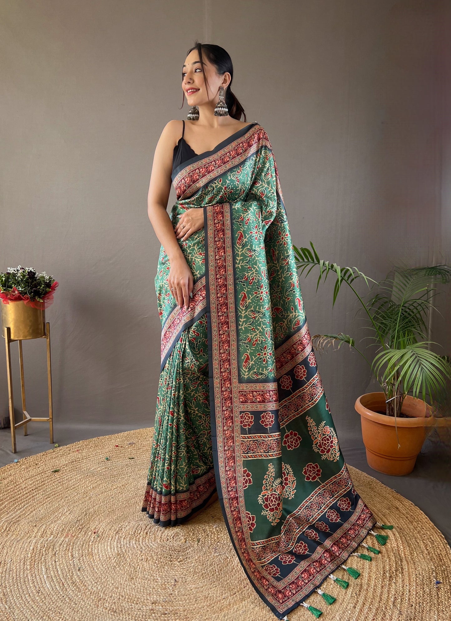 Floral Print Green Color Saree with Tassels