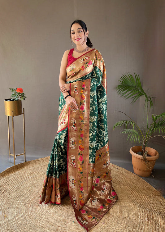 Women Paisley Green Woven Saree with Contrast Border