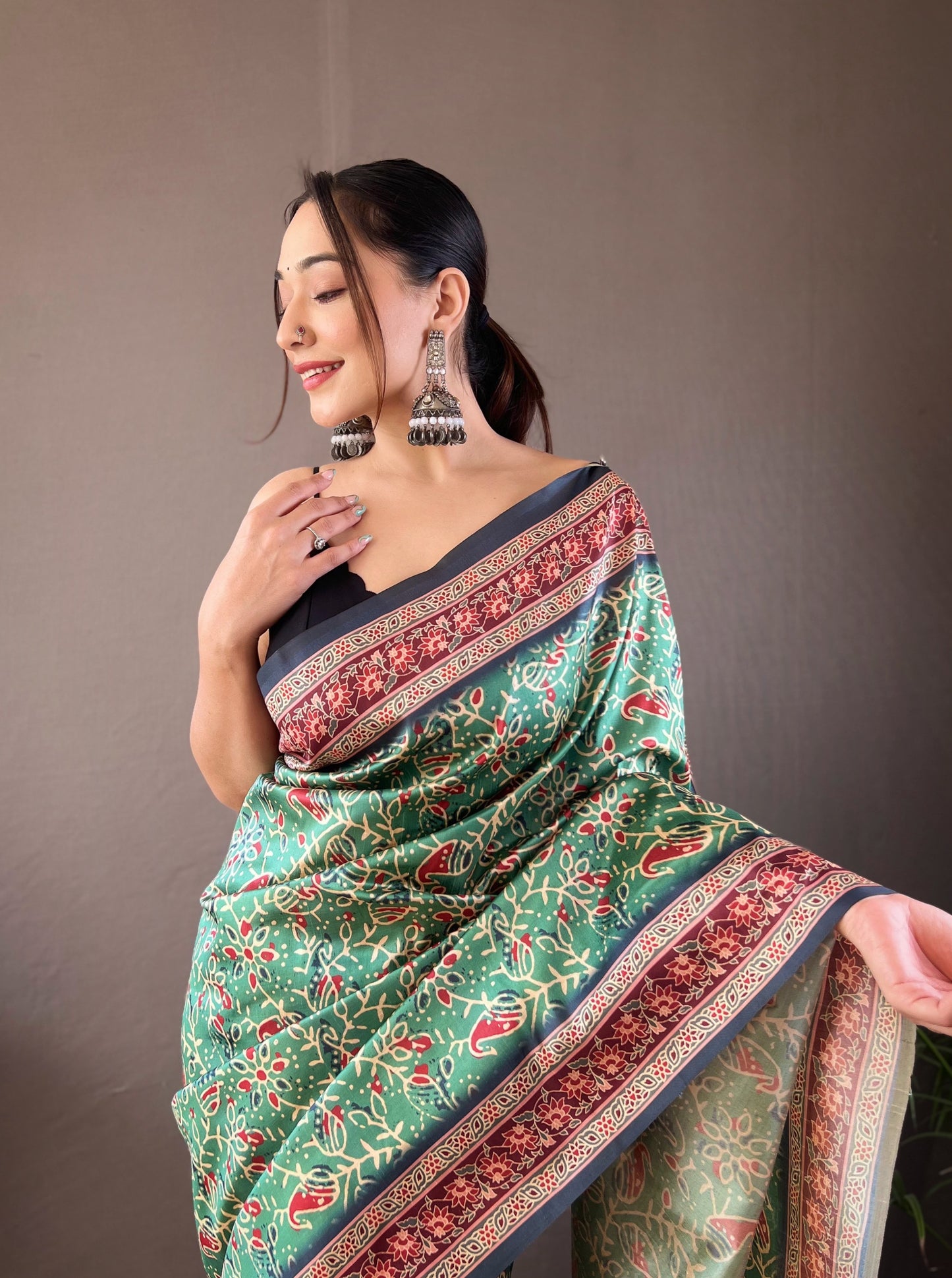 Floral Print Green Color Saree with Tassels