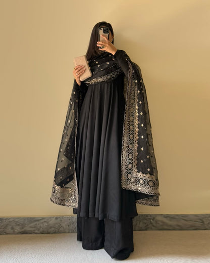 Stylish Pure Fox Georgette Kurta Set with Potli Button Detailing and Dupatta