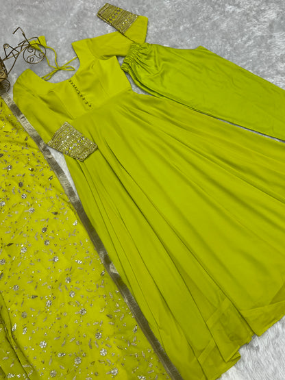 Luxurious Fox Georgette Perrot Green Gown Set with Heavy Sequins and Jari Work