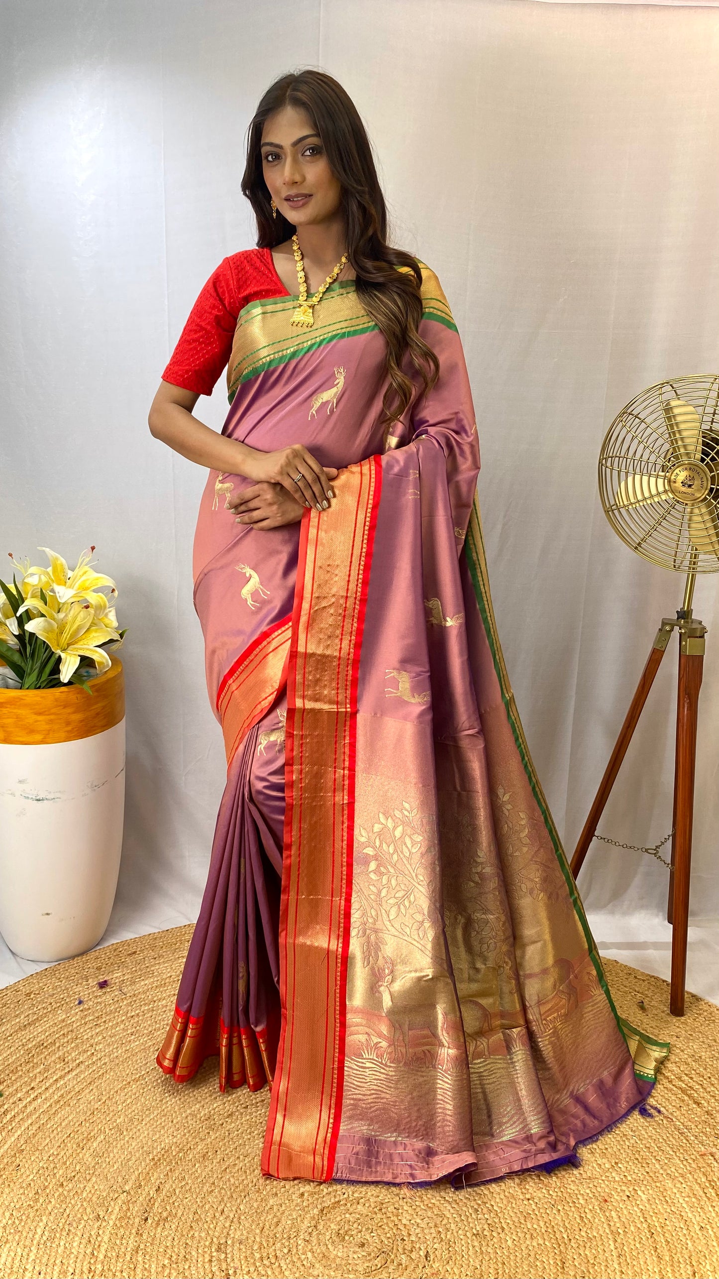 Cynosure Lavender Soft Banarasi Silk Saree With Eloquence Blouse Piece