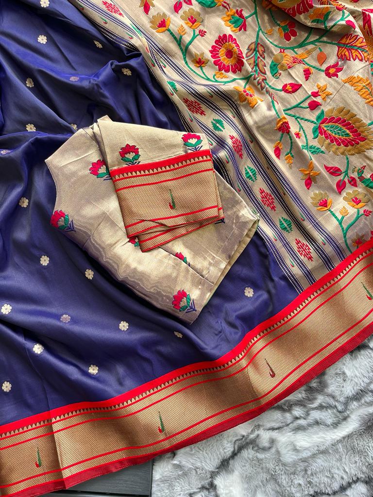 Women Woven Blue Saree with Contrast Border