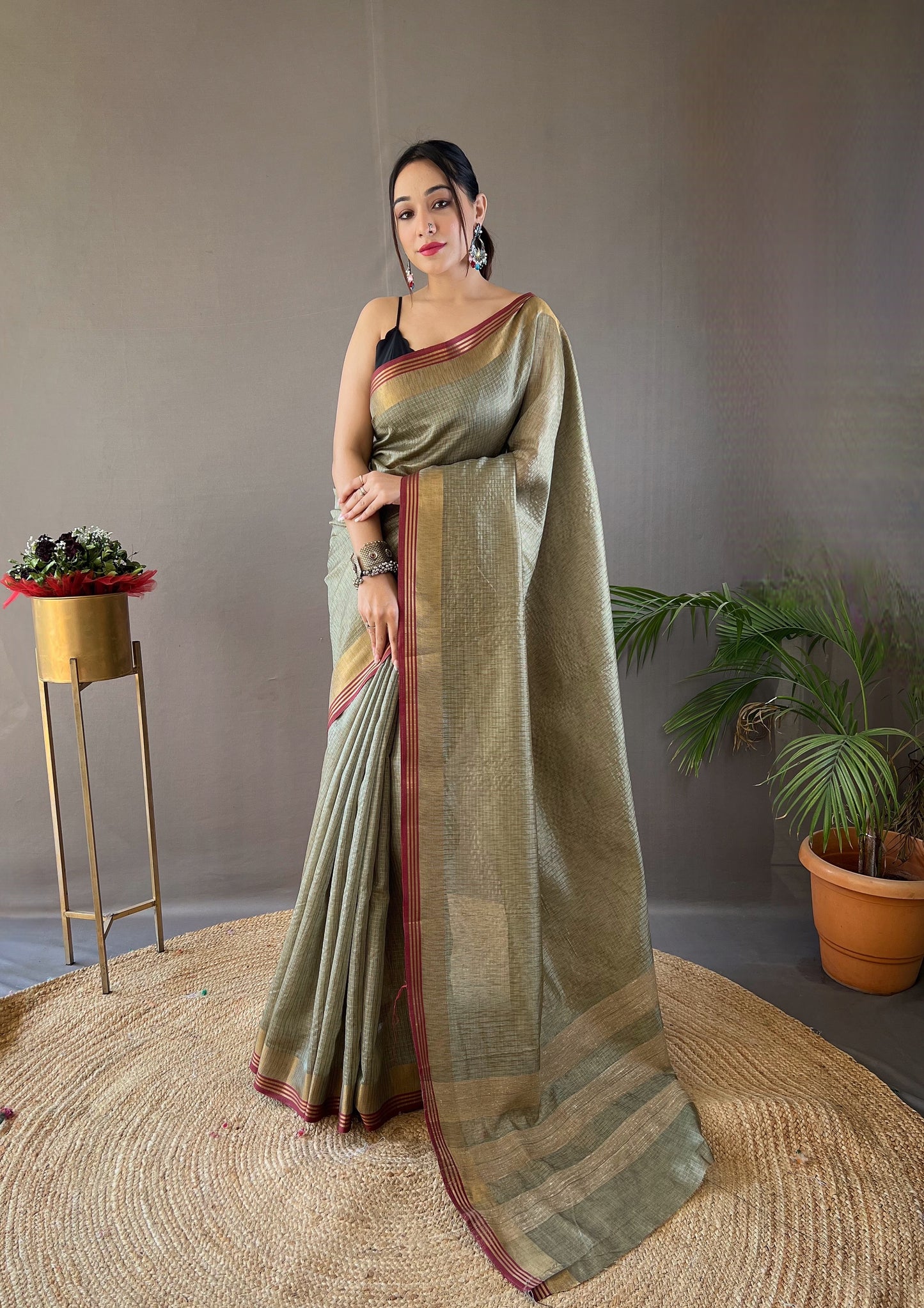 Woven Design Zari Banarasi Saree in Pista Green Color