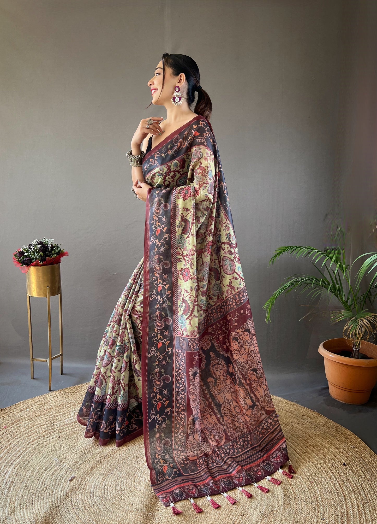 Pista Floral Printed Saree with Blouse Piece