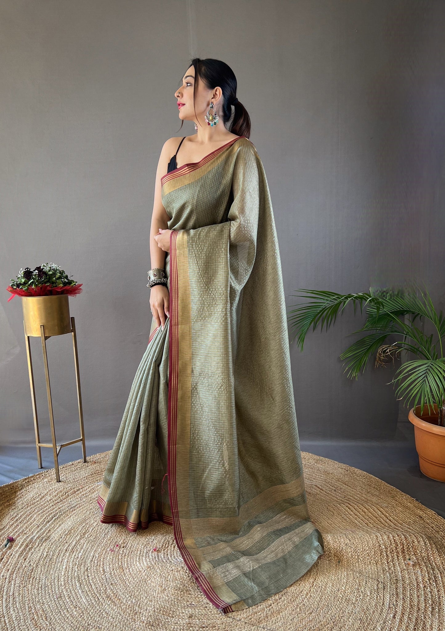 Woven Design Zari Banarasi Saree in Pista Green Color