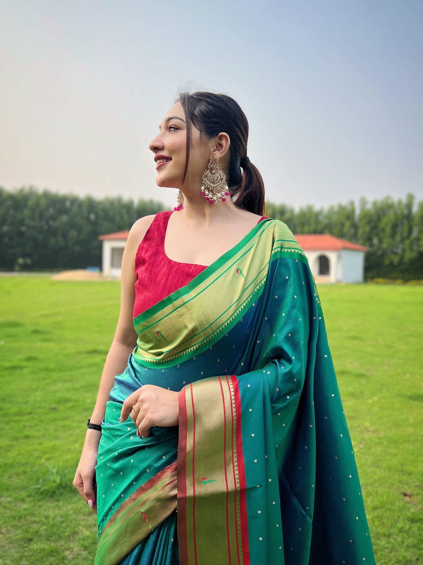 Rama Green Weaved Zari Paithani Broad Border Silk Saree