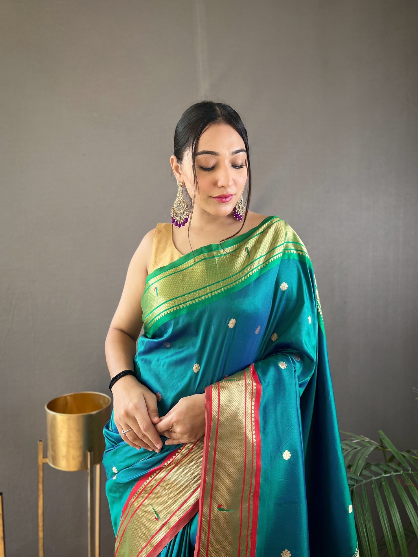 Women Woven Rama Green Saree with Contrast Border