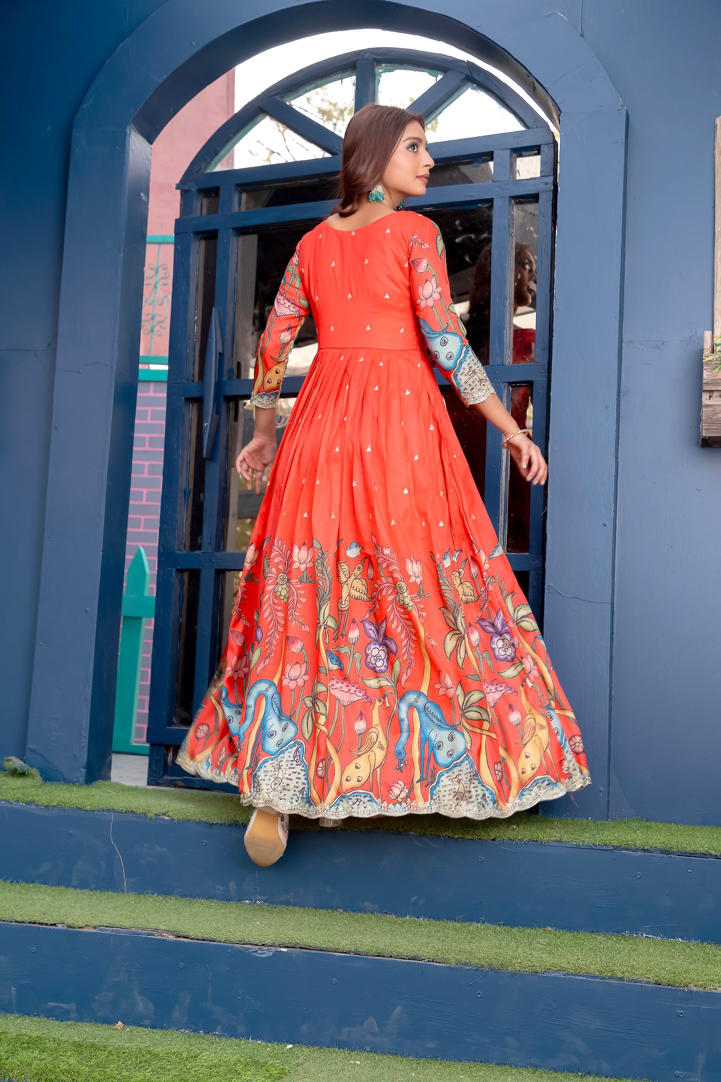 Elegant Red Silk Blend Gown with Crepe Lining