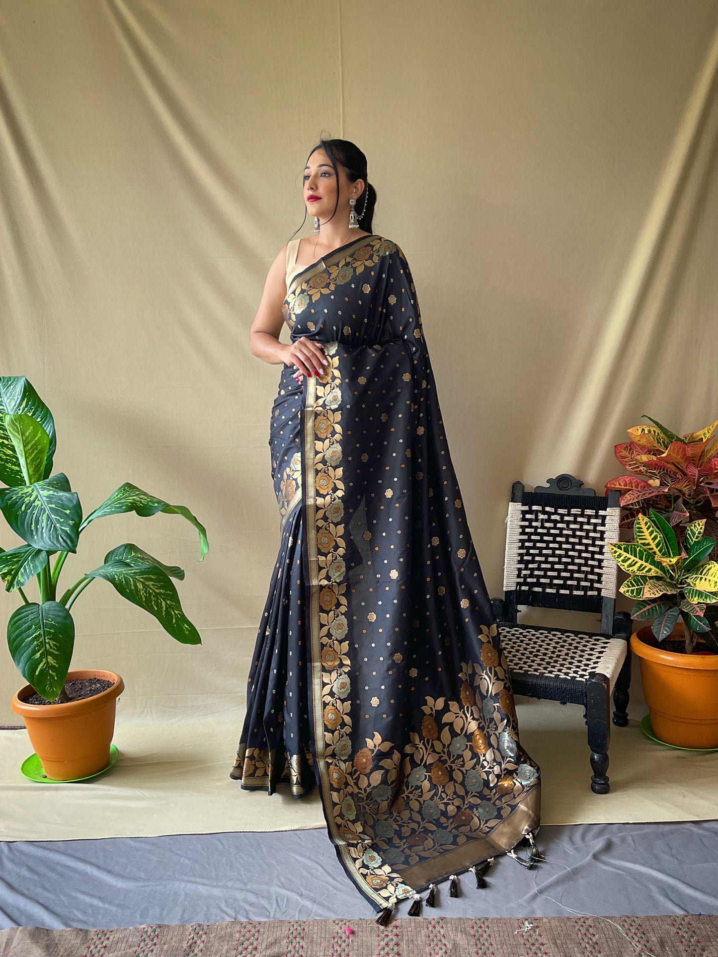 Classy Black Pure Soft Silk Saree with Triple Zari Weaving