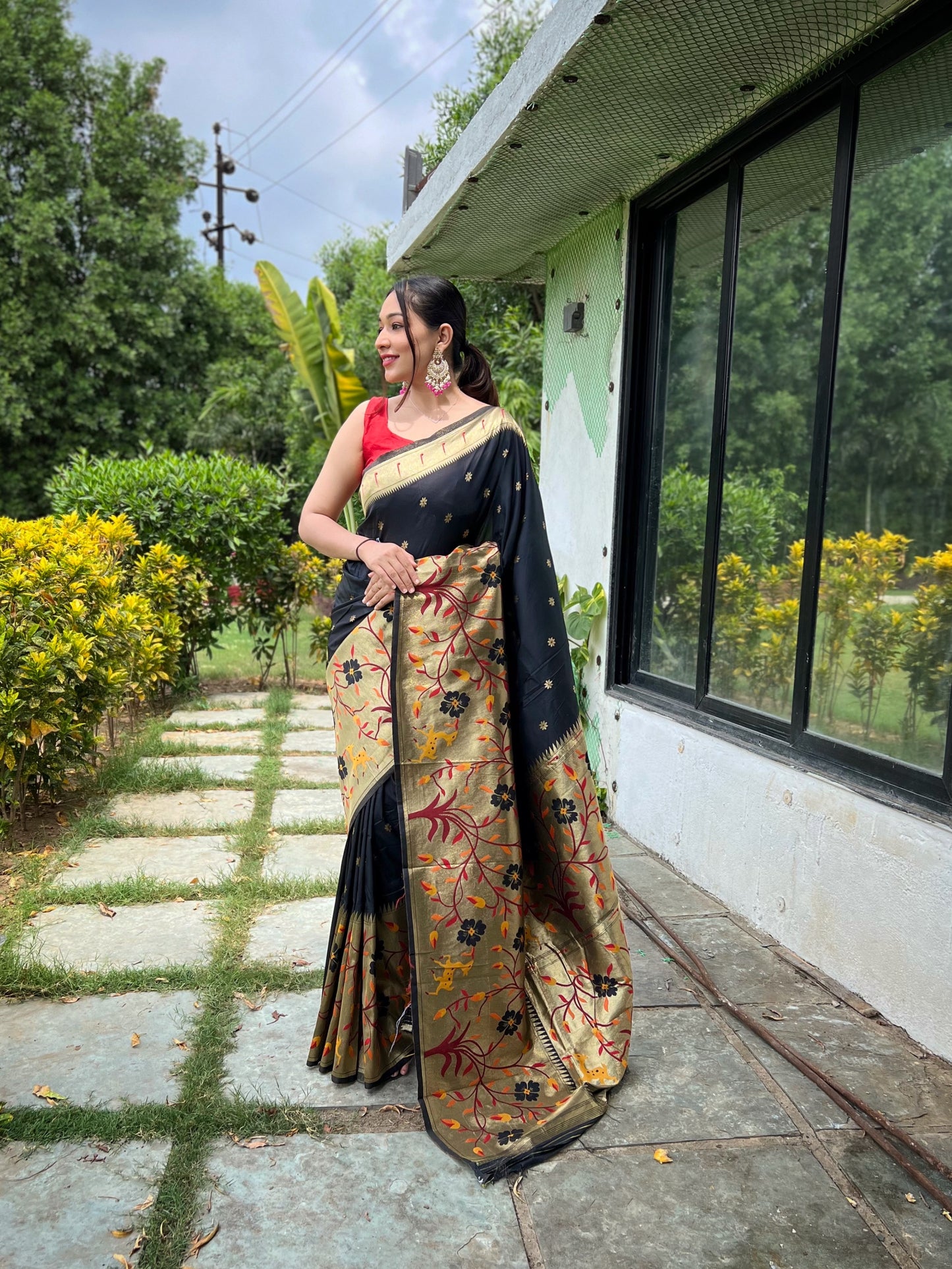 Black Soft Kanchipuram Paithani Silk Saree