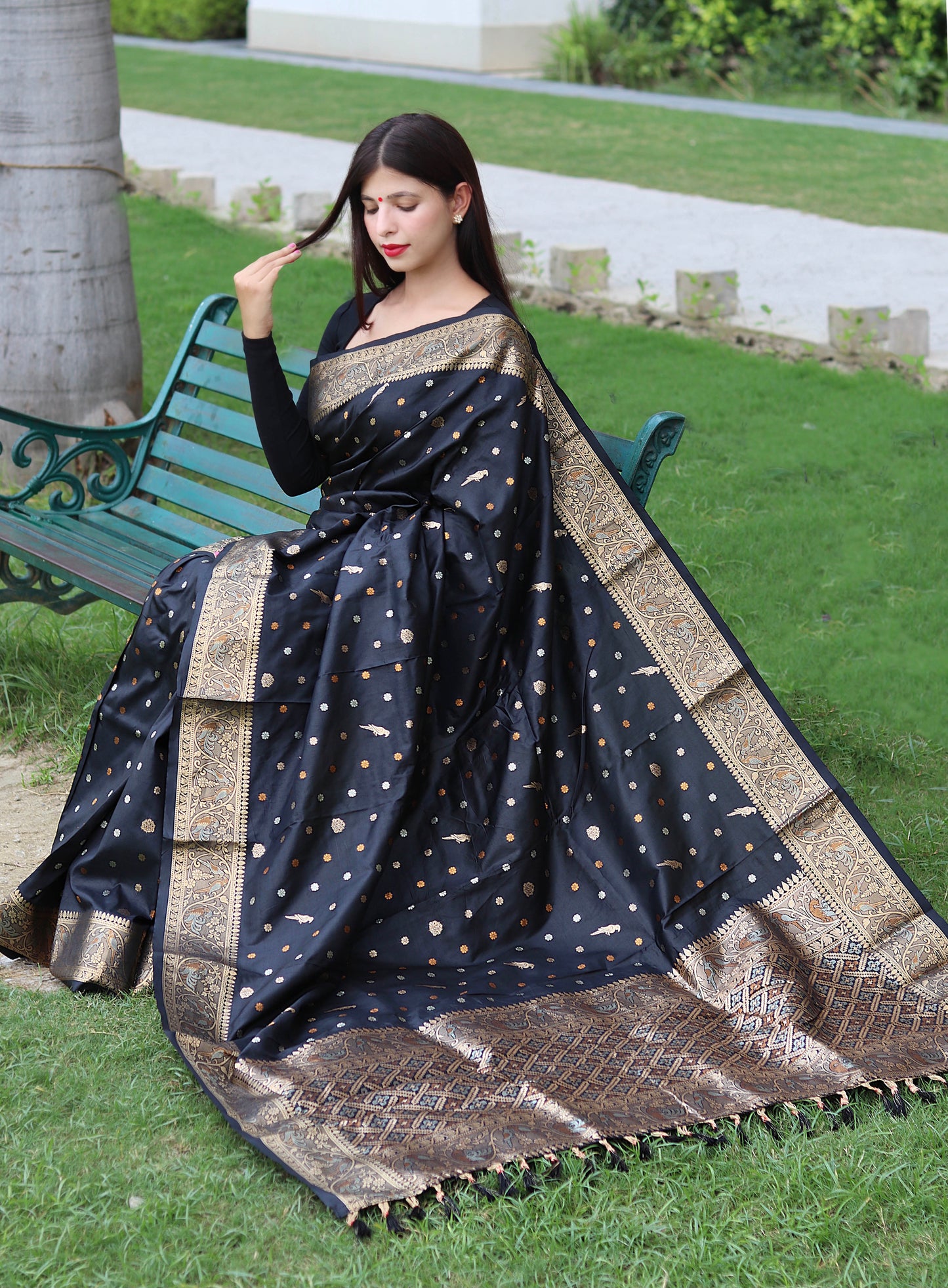 Black Floral Woven Soft Silk Saree