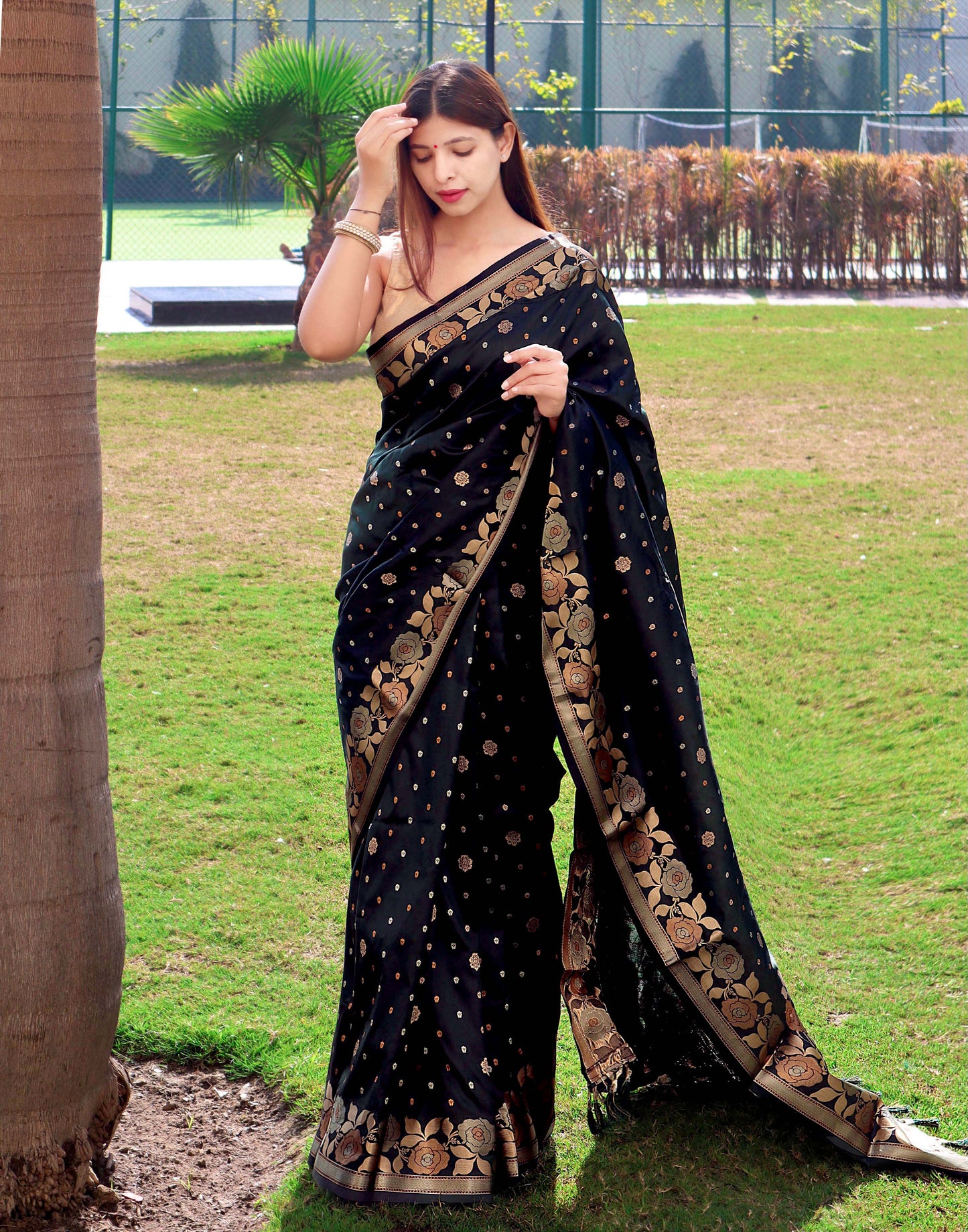 Classy Black Pure Soft Silk Saree with Triple Zari Weaving