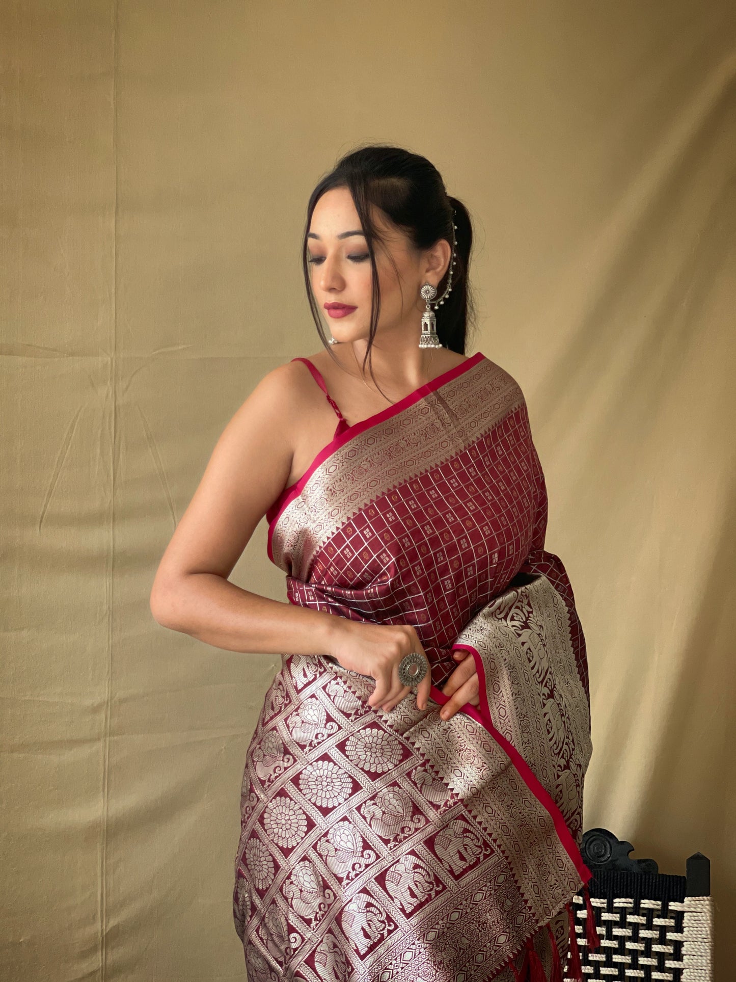 Maroon Soft Litchi Silk Khicha Checks Saree