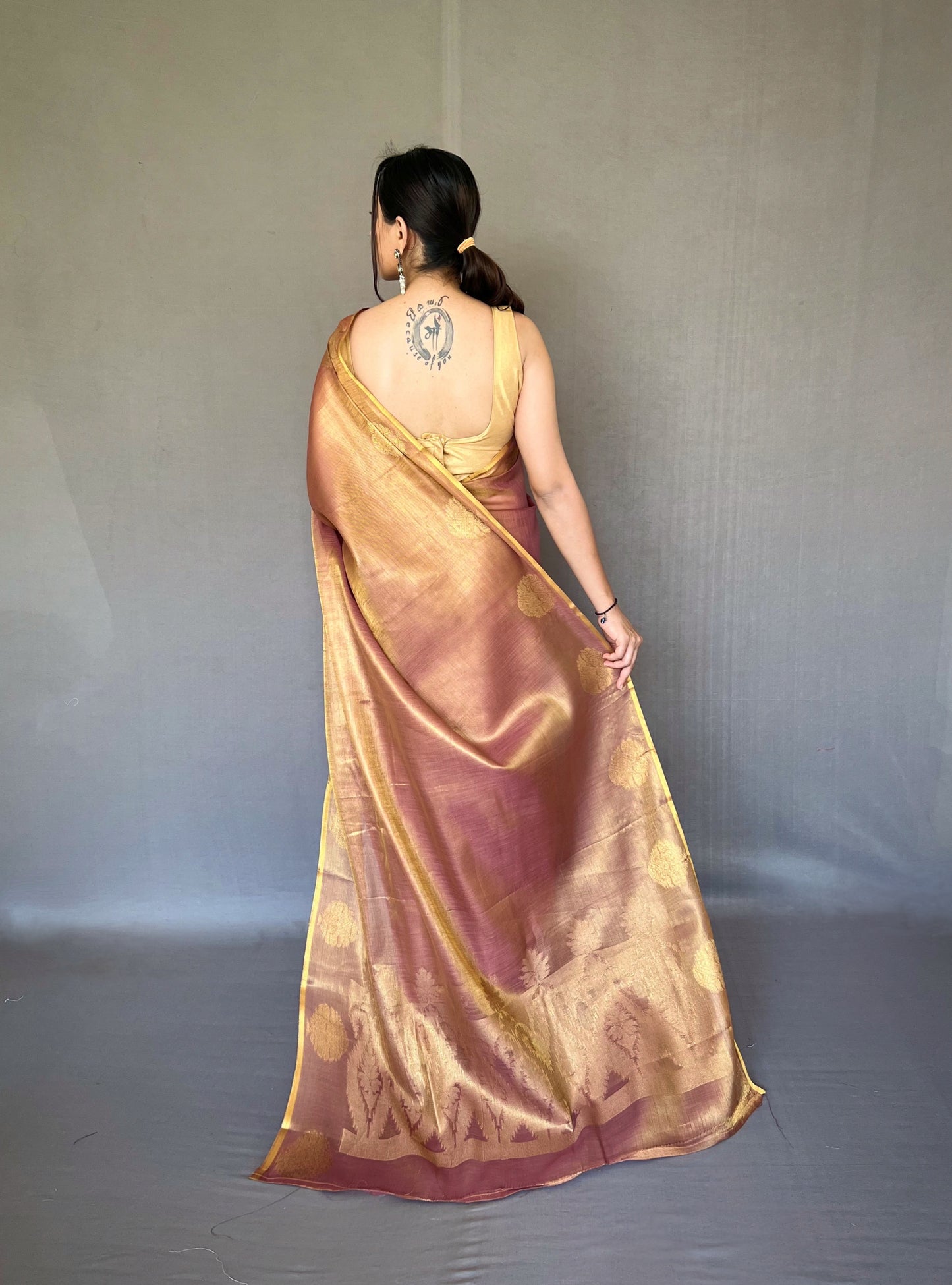 Dusty & Gold-Toned Woven Design Zari Tissue Saree