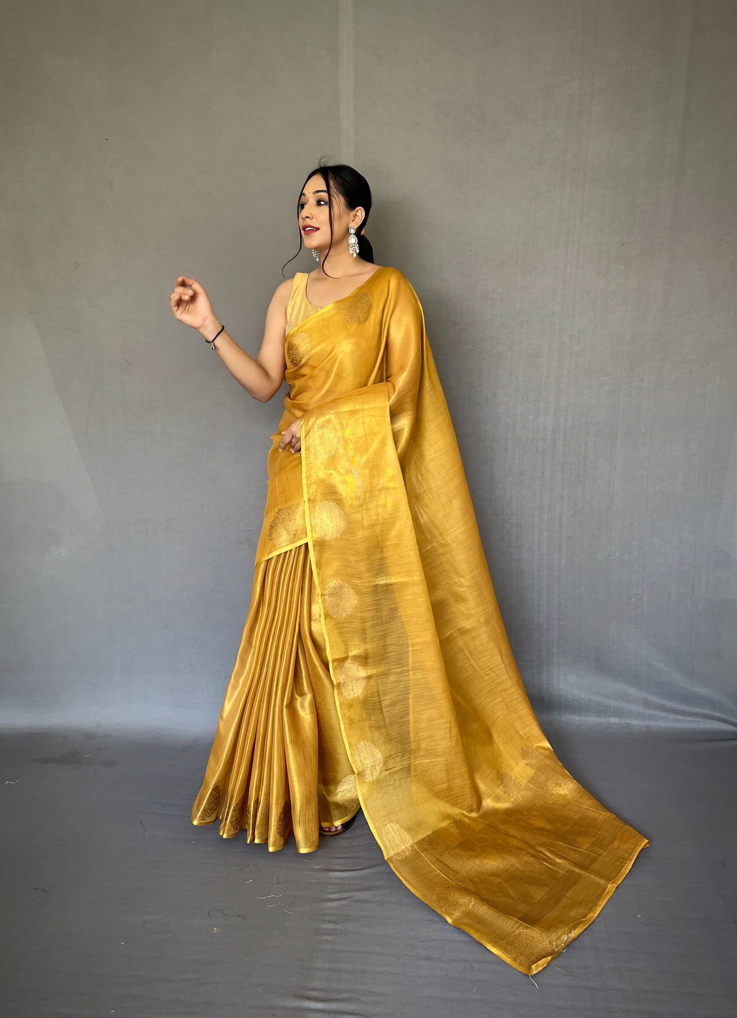 Gold-Toned Woven Design Zari Tissue Saree