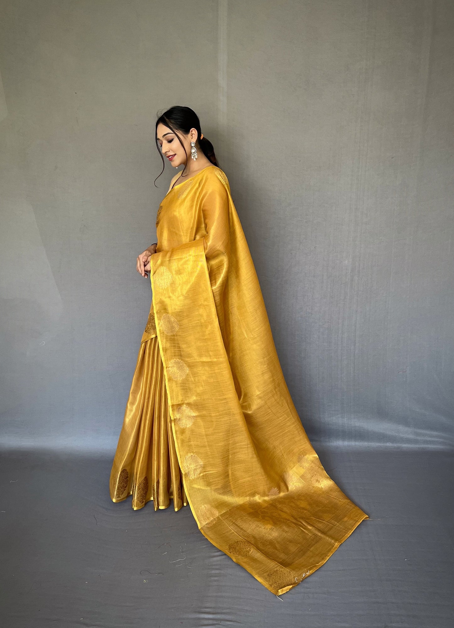 Gold-Toned Woven Design Zari Tissue Saree