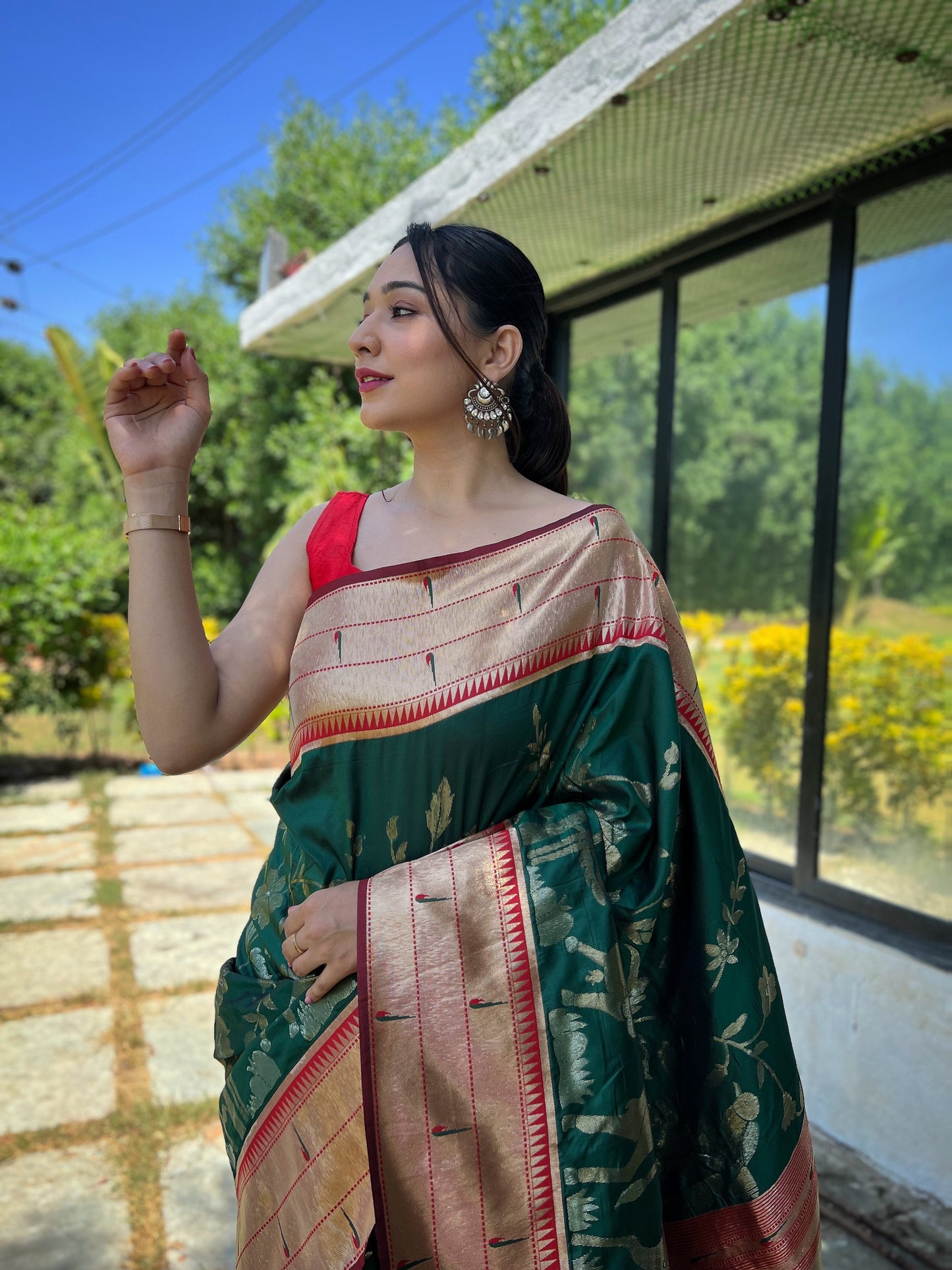 Green Weaved Zari Traditional Paithani Silk Saree