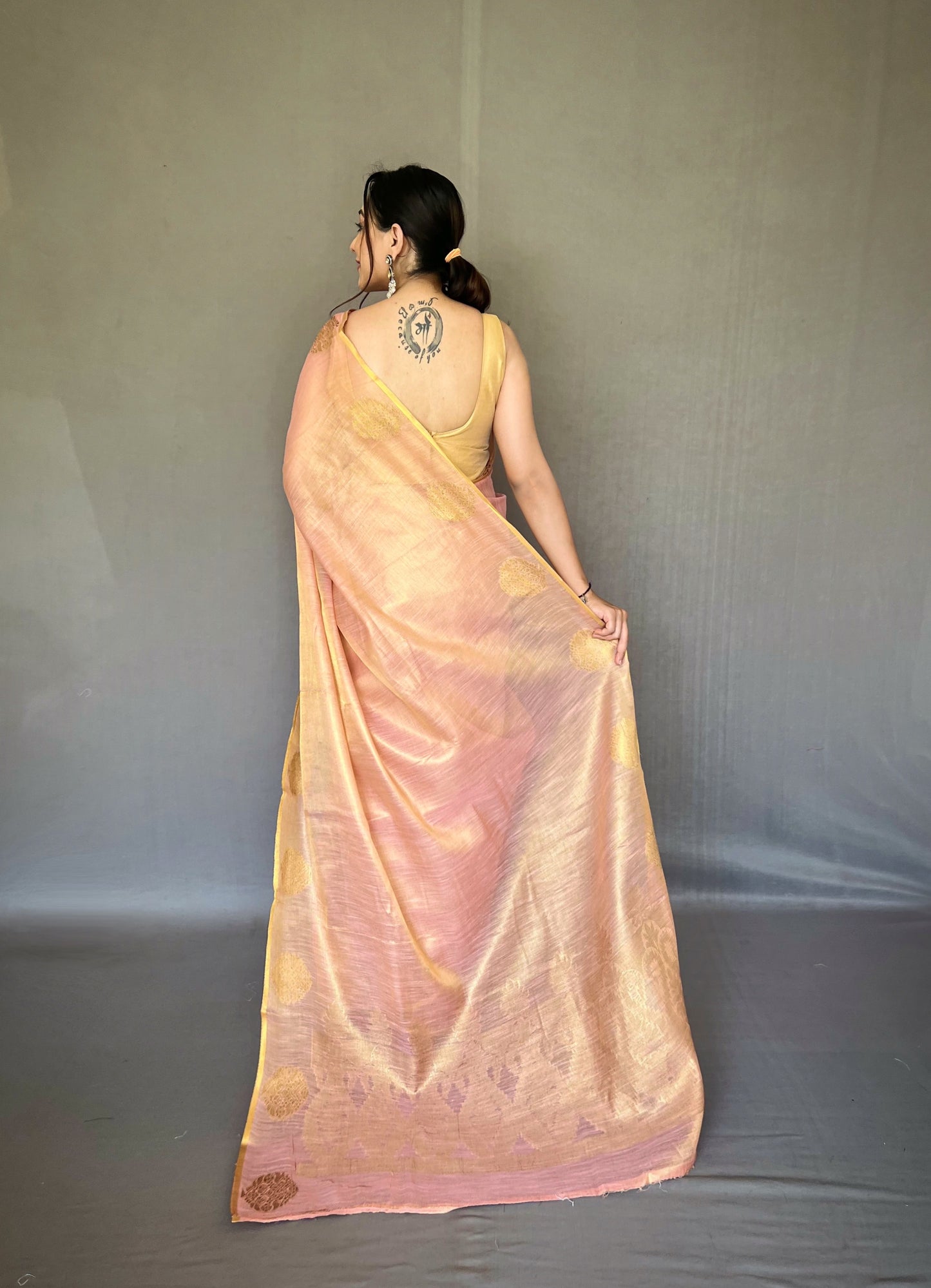 Light Pink & Gold-Toned Woven Design Zari Tissue Saree