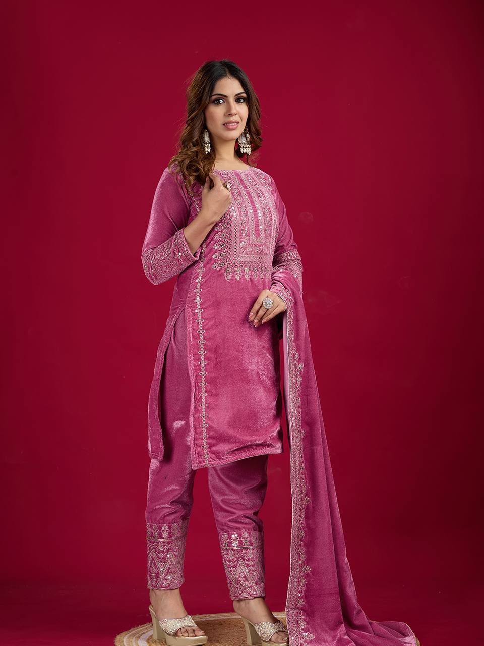 Pink Viscose Velvet Sequence Embroidery Work Salwar Suit