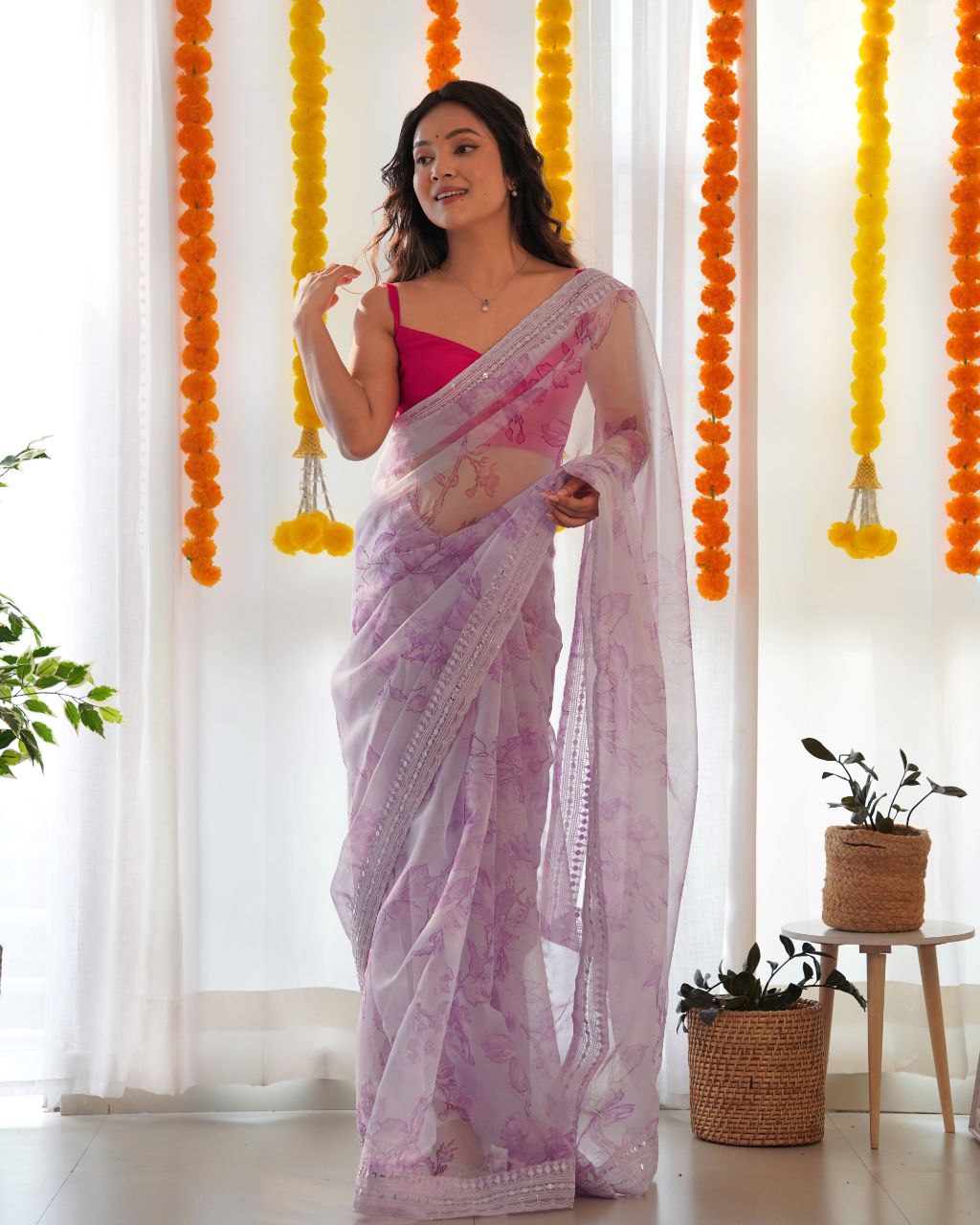 Soft Organza Silk Beautiful Ethnic Saree With Unstiched Blouse Piece For Festival And Function