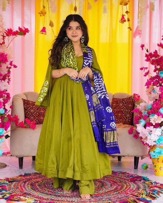 Green Chinon Silk Anarkali Suit Set With Beautiful Bandhani Print Dupatta