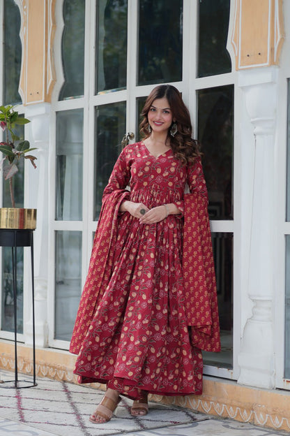 Red Pure Cotton V-Neck Suit Set with Full Sleeves & Dupatta  Product Description: