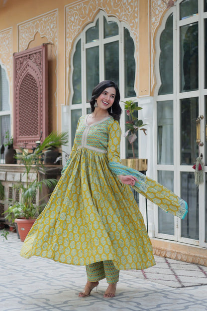 Pure Cotton Green Kurta Set with Fancy V Neck and Adjustable Waist Bottom