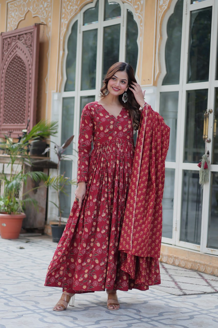 Red Pure Cotton V-Neck Suit Set with Full Sleeves & Dupatta  Product Description: