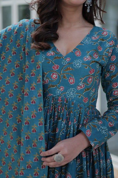 Blue Pure Cotton V-Neck Suit Set with Full Sleeves & Dupatta