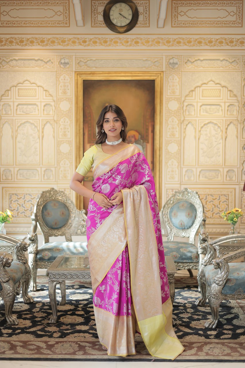 Kanjivaram Silk Pink Saree with Zari Weaving Work with Blouse By Stylish Ethnic