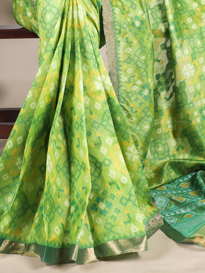 Parrot Green Patola Love Jacquard Silk Saree with Zari Weaving Work & Unstitched Blouse