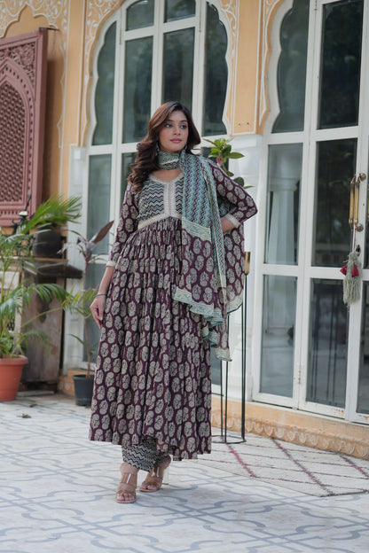 Pure Cotton Dark PInk Kurta Set with Fancy V Neck and Adjustable Waist Bottom