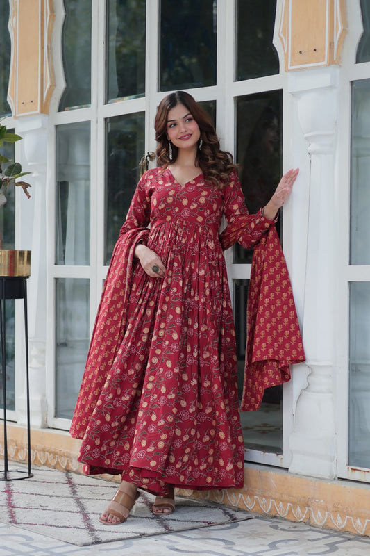 Red Pure Cotton V-Neck Suit Set with Full Sleeves & Dupatta  Product Description: