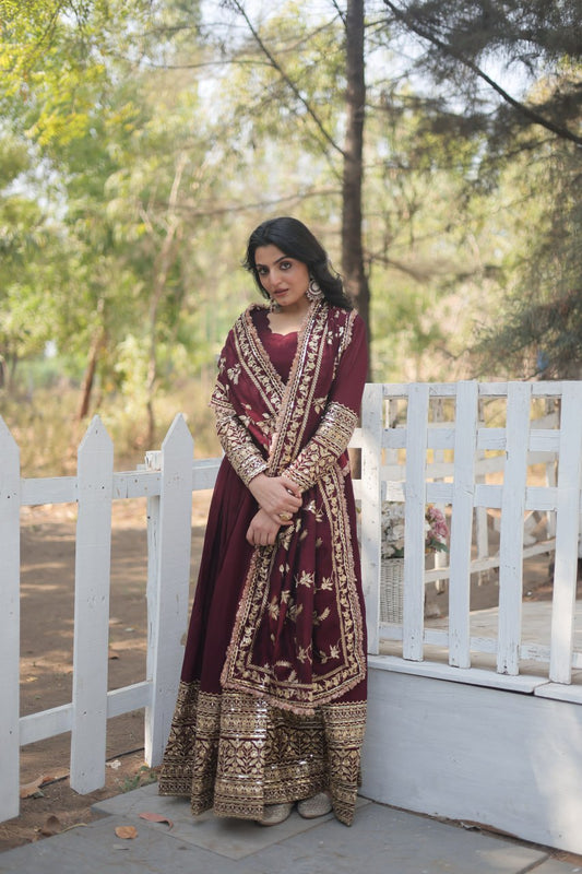 Elegant Heavy Faux Georgette Stitched Gown Set By Stylish Ethnic