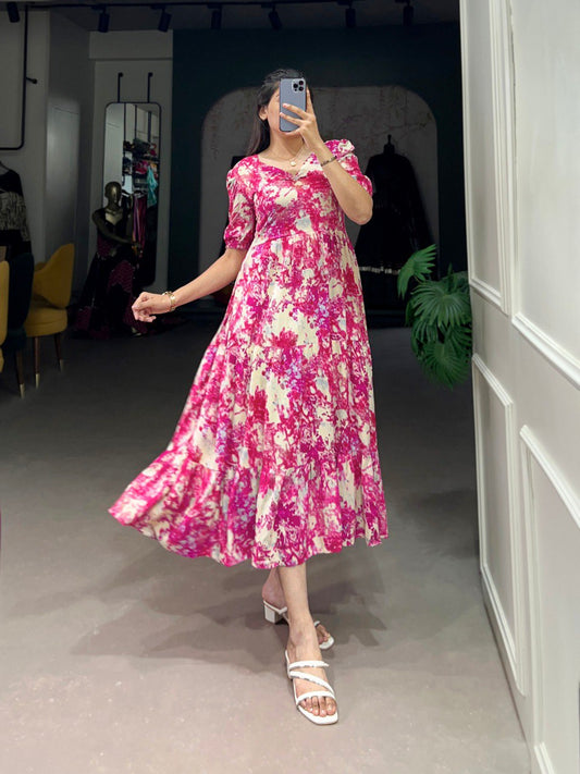 Pink Floral Print Sweetheart Midi Dress with Puff Sleeves