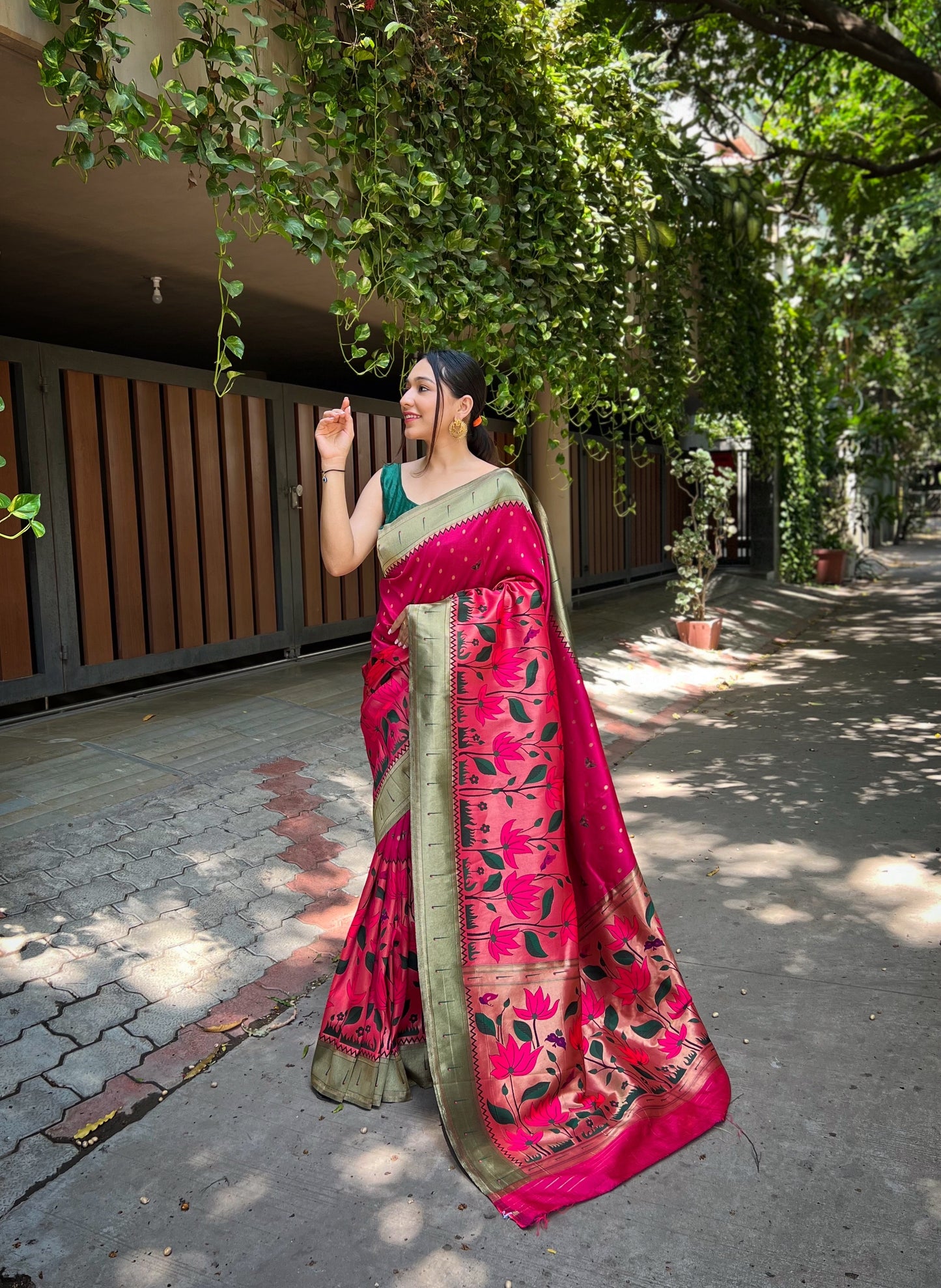 Pink Zari Woven Patola Silk Saree Set