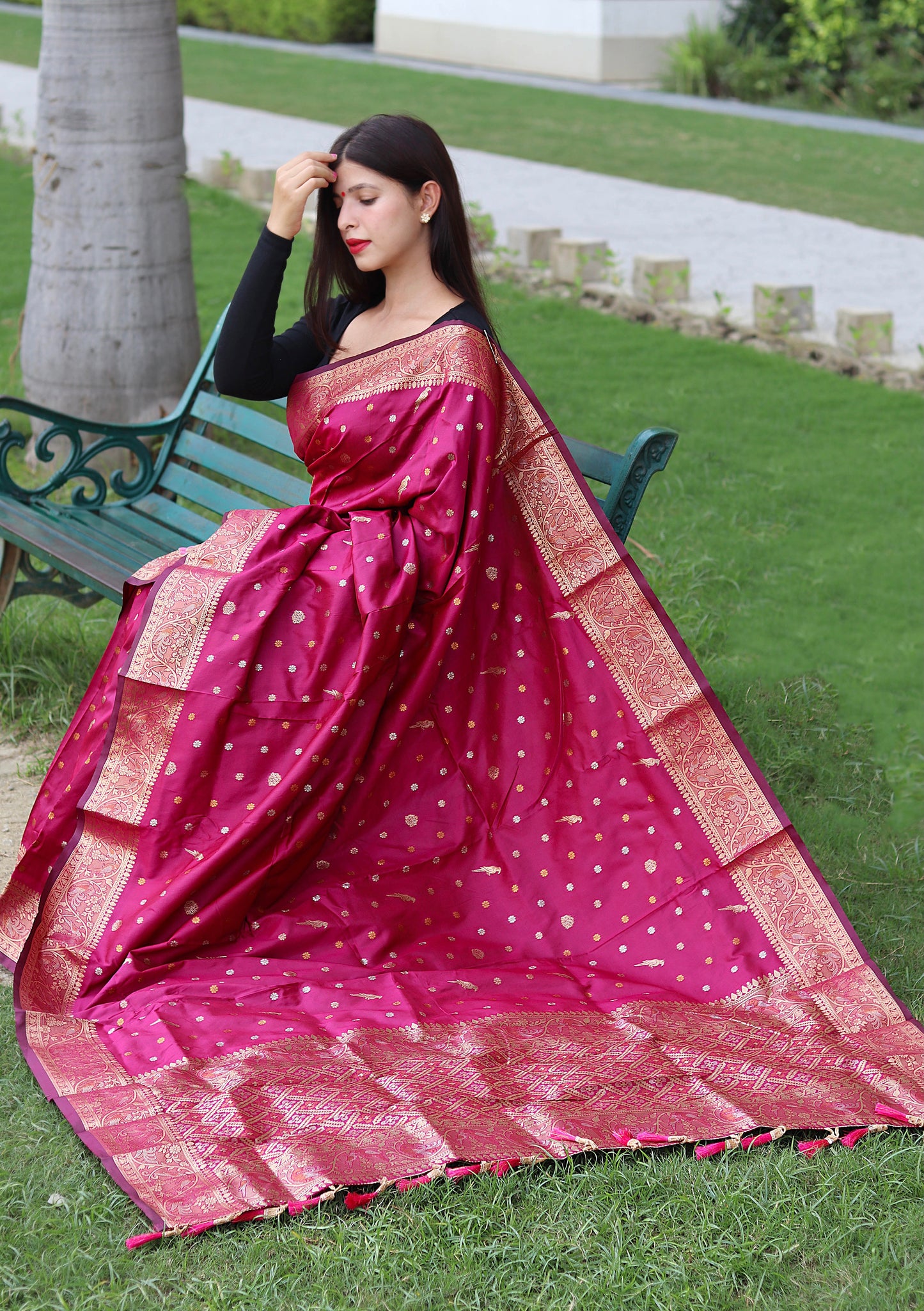 Pink Floral Woven Soft Silk Saree